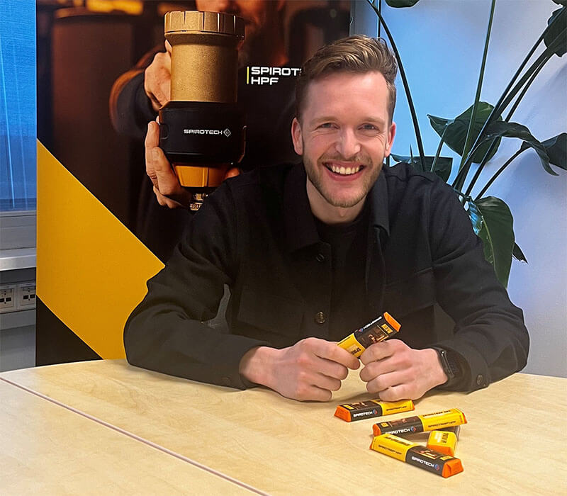 Joost vindt het nog steed erg leuk om contact te hebben met de mensen en bedrijven aan wie je levert; daar krijg ik energie van!